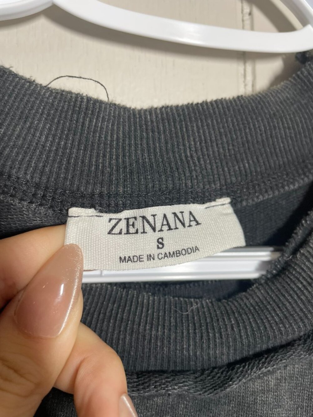 Dark gray shirt - Picture 3 of 3